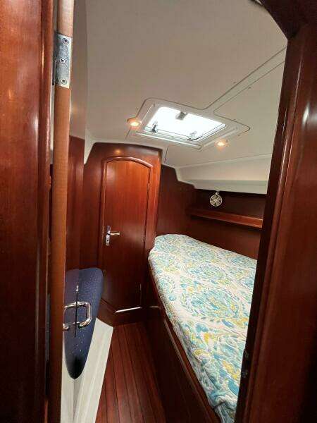 42ft Beneteau Yacht For Sale