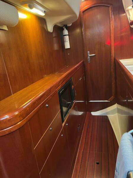 42ft Beneteau Yacht For Sale