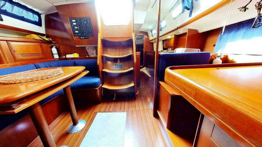 2003 Beneteau Oceanis 42 CC