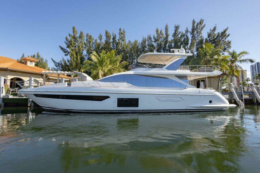 Rho Boat 72ft Azimut Yacht For Sale