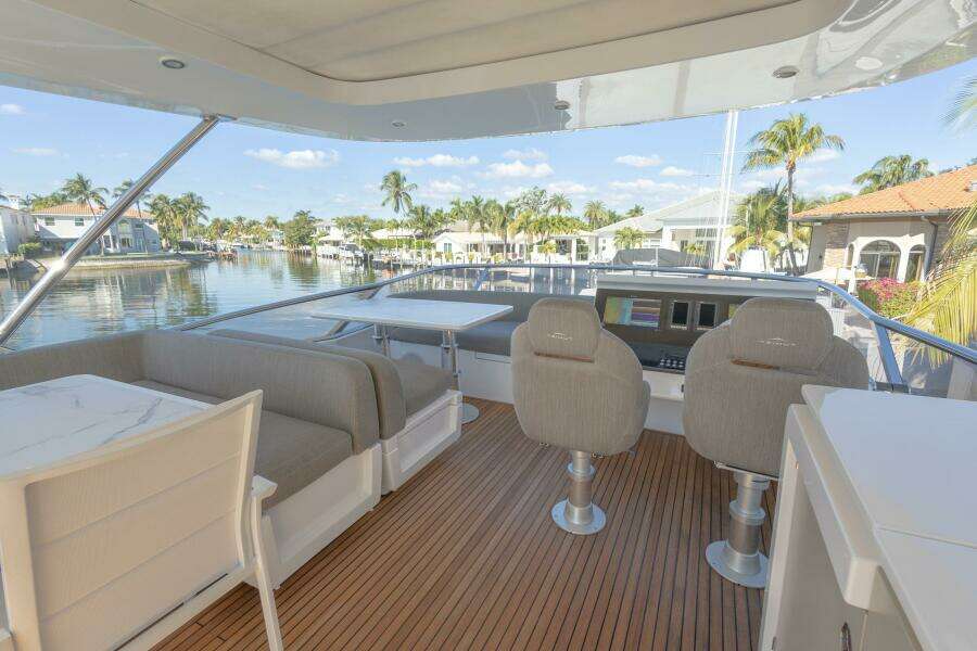 Rho Boat 72ft Azimut Yacht For Sale