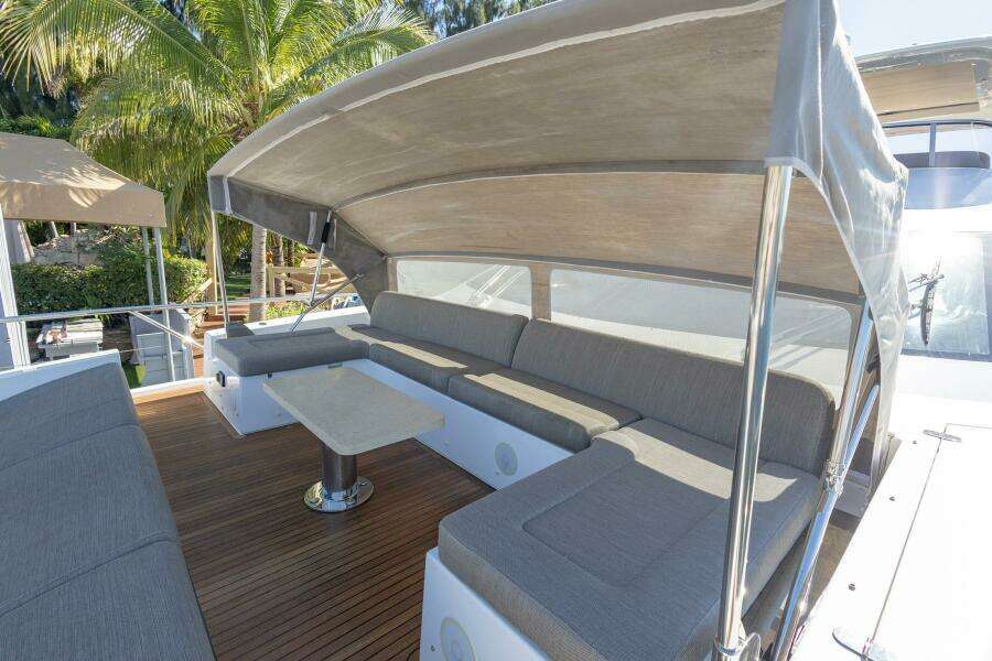 Rho Boat 72ft Azimut Yacht For Sale