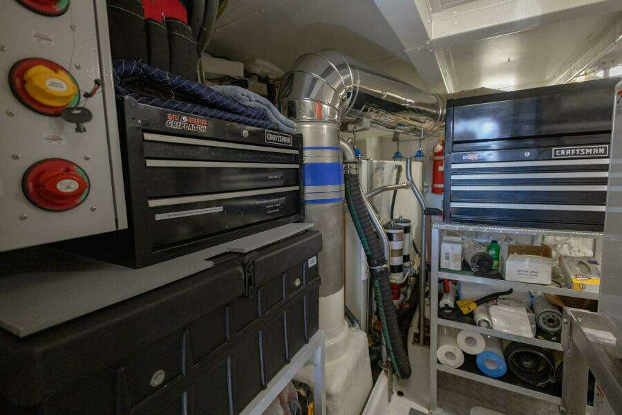 Rho Boat 72ft Azimut Yacht For Sale