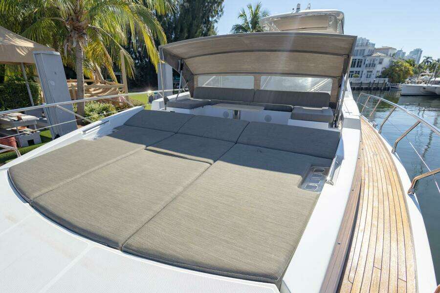 Rho Boat 72ft Azimut Yacht For Sale