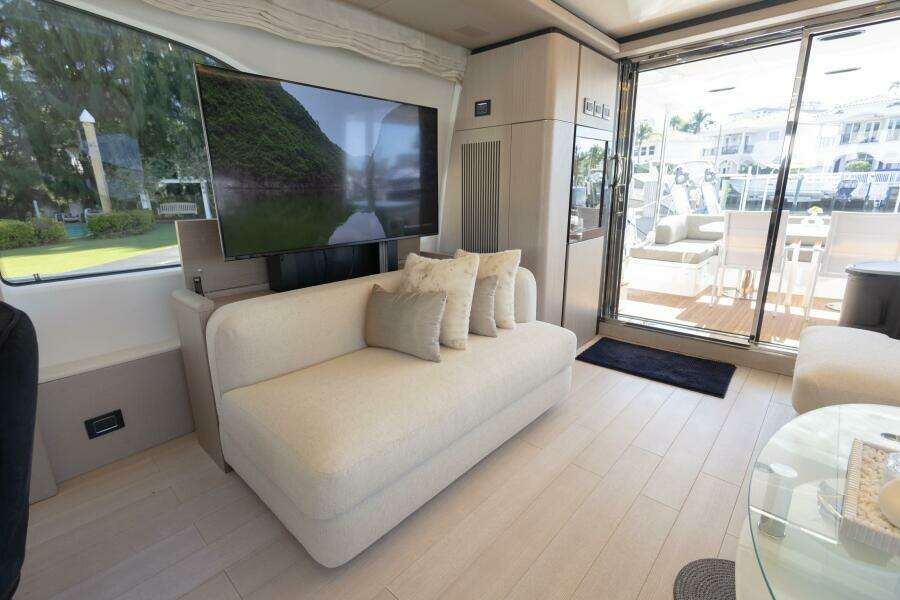 Rho Boat 72ft Azimut Yacht For Sale