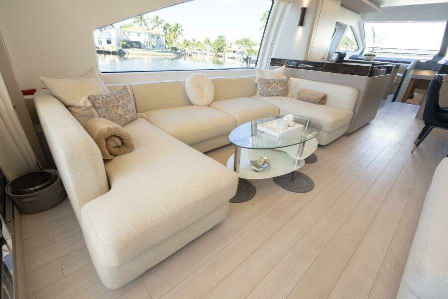 Rho Boat 72ft Azimut Yacht For Sale