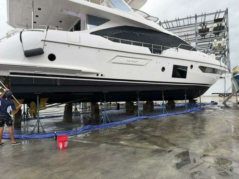 Rho Boat 72ft Azimut Yacht For Sale