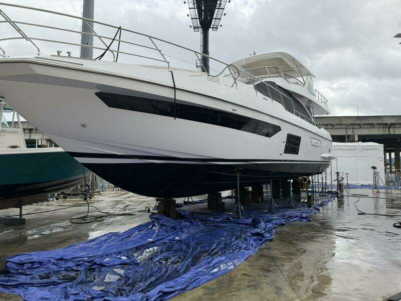 Rho Boat 72ft Azimut Yacht For Sale
