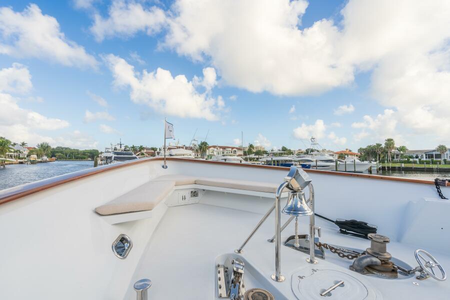 120' 1995 Christensen Tri-Deck