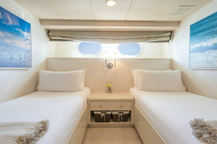 120' 1995 Christensen Tri-Deck