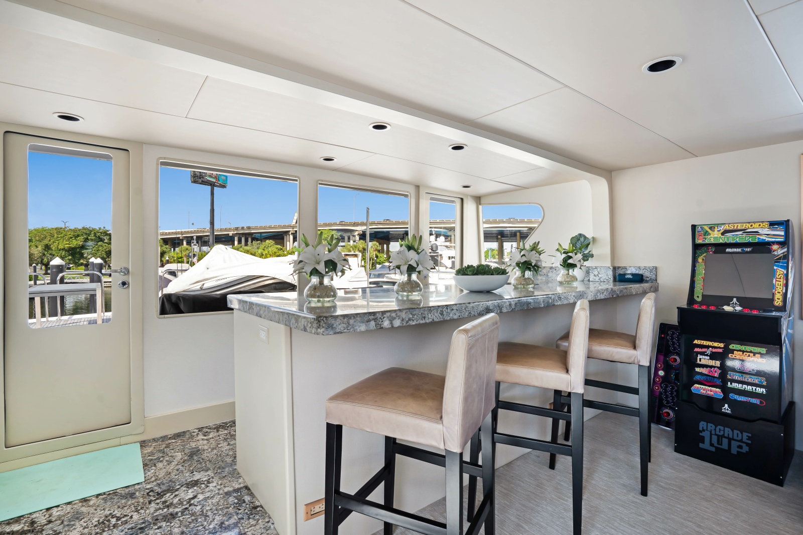 Skylounge Bar