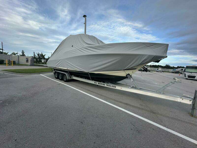 31ft Triton Yacht For Sale