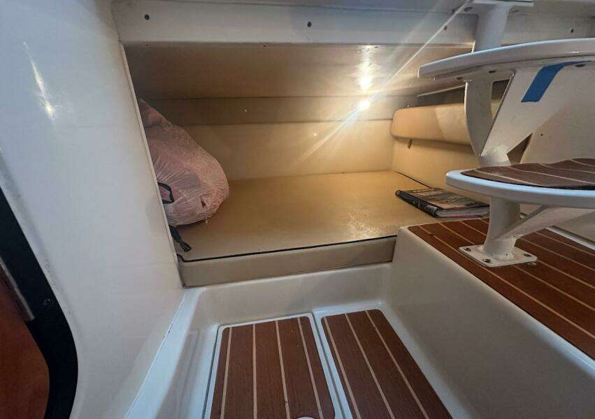 31ft Triton Yacht For Sale