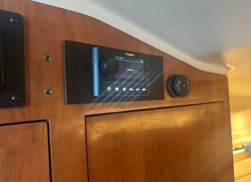 31ft Triton Yacht For Sale