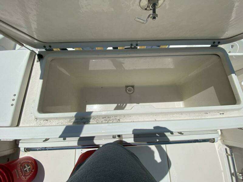 31ft Triton Yacht For Sale