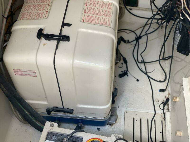 31ft Triton Yacht For Sale