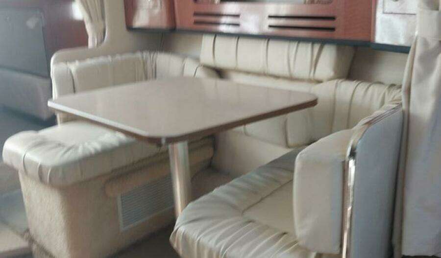 28ft Sea Ray Yacht For Sale