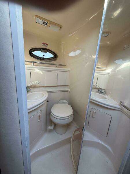 28ft Sea Ray Yacht For Sale