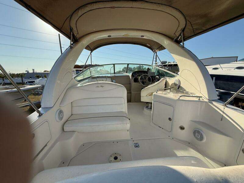 28ft Sea Ray Yacht For Sale