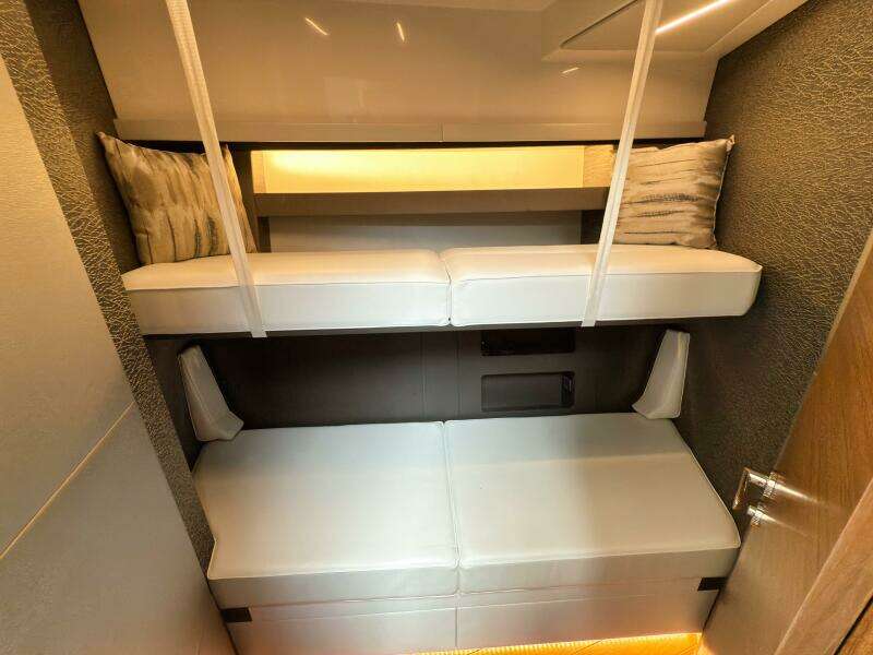 49ft Tiara Yachts Yacht For Sale