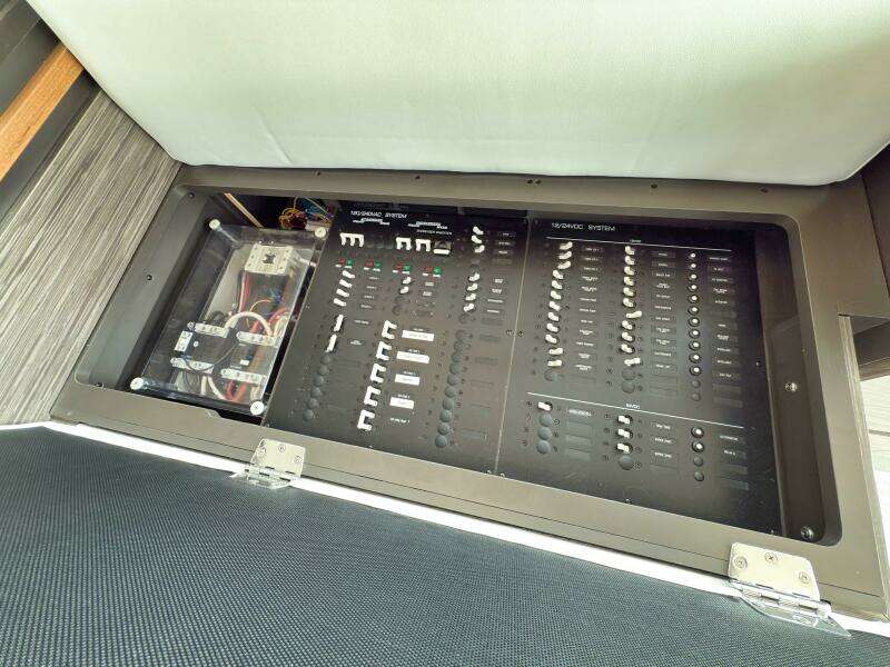 49ft Tiara Yachts Yacht For Sale