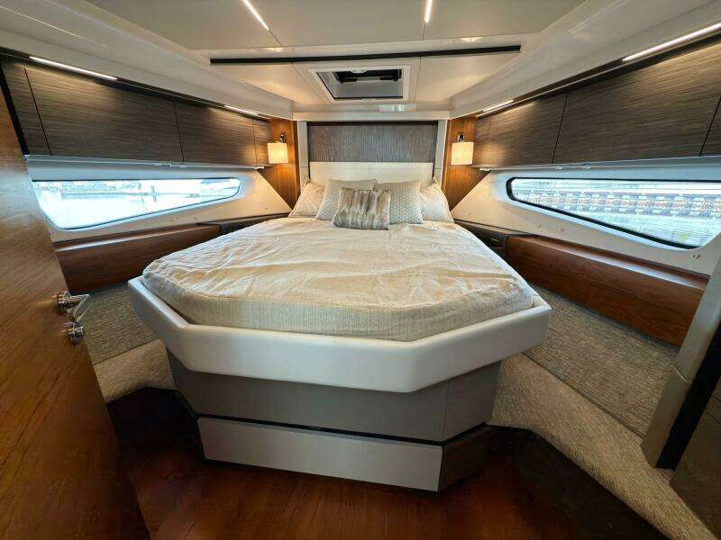 49ft Tiara Yachts Yacht For Sale