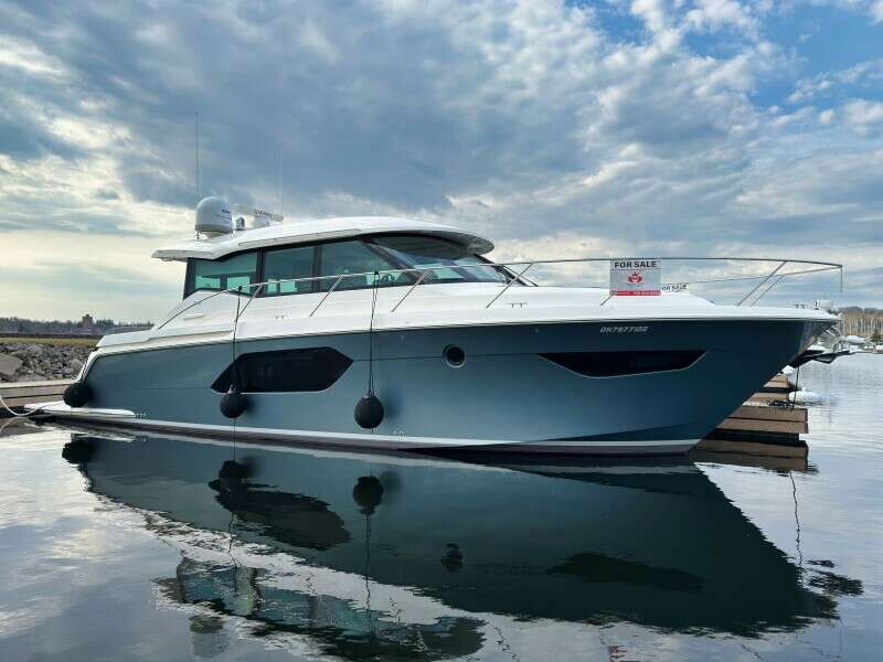 49ft Tiara Yachts Yacht For Sale