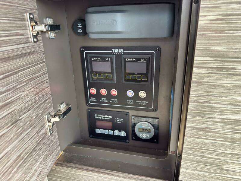 49ft Tiara Yachts Yacht For Sale