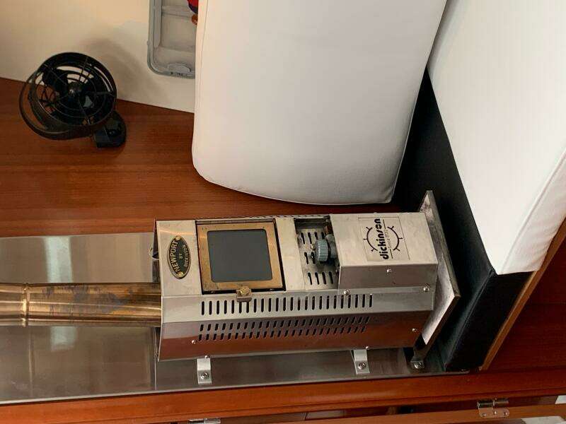 A Beautiful Day  39ft Beneteau Yacht For Sale