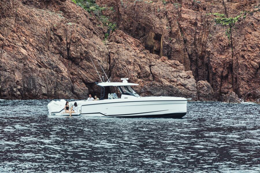 2027 Wellcraft T-Top