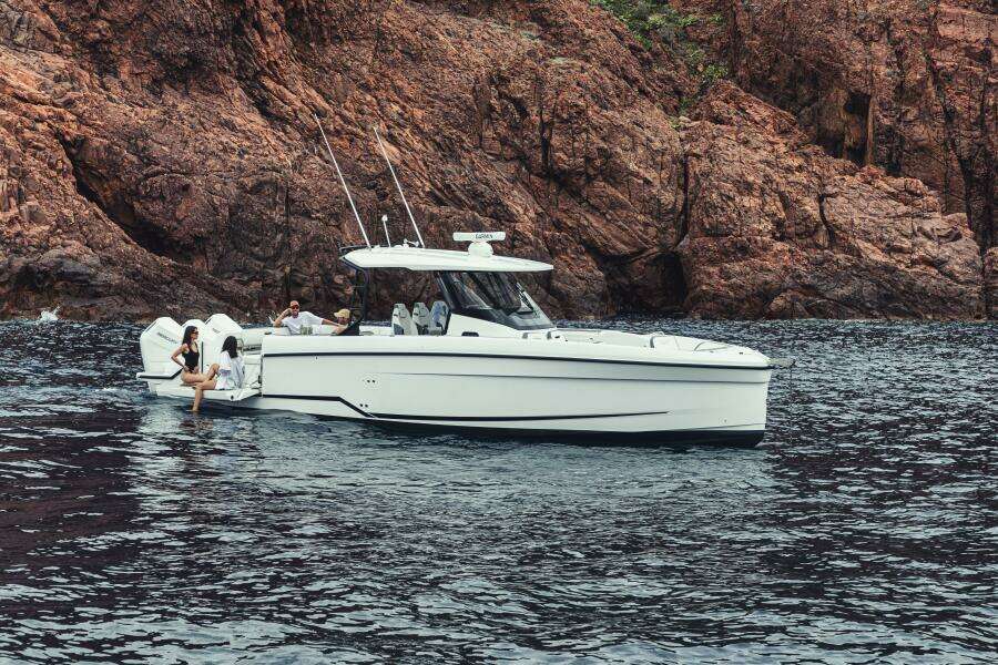 38ft Wellcraft Yacht For Sale