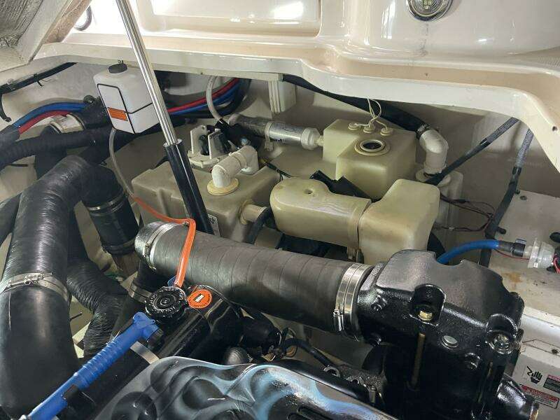 32ft Sea Ray Yacht For Sale