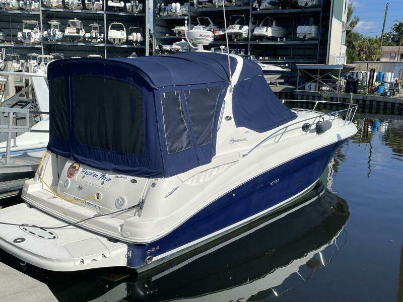 32ft Sea Ray Yacht For Sale