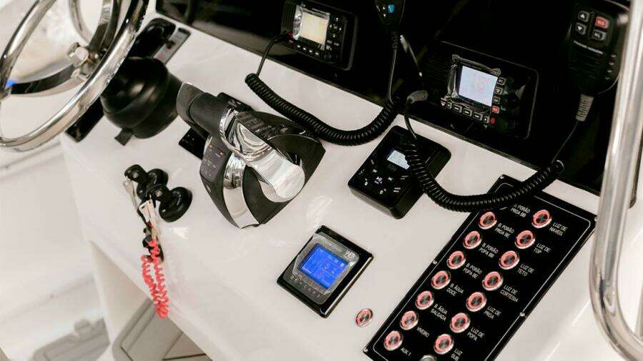 30ft Garnet Offshore Yacht For Sale