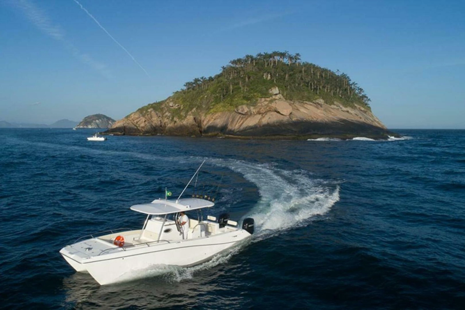 2025 Garnet Offshore 300 HT