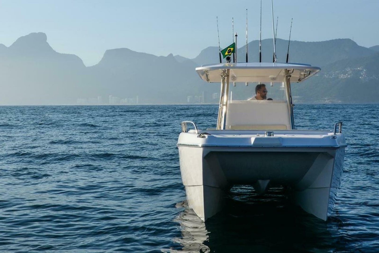 2025 Garnet Offshore 300 HT