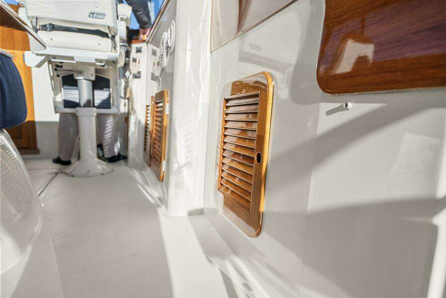 YAHTZEE 36ft Hinckley Yacht For Sale