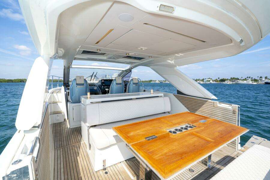 43ft Jeanneau Yacht For Sale