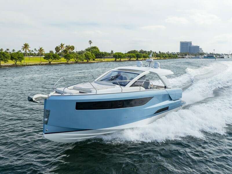 43ft Jeanneau Yacht For Sale