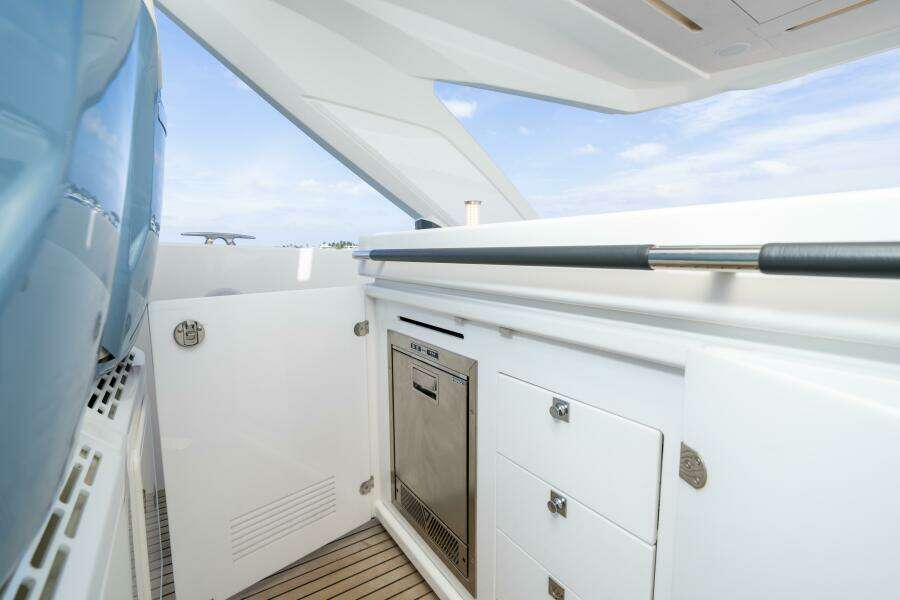 43ft Jeanneau Yacht For Sale