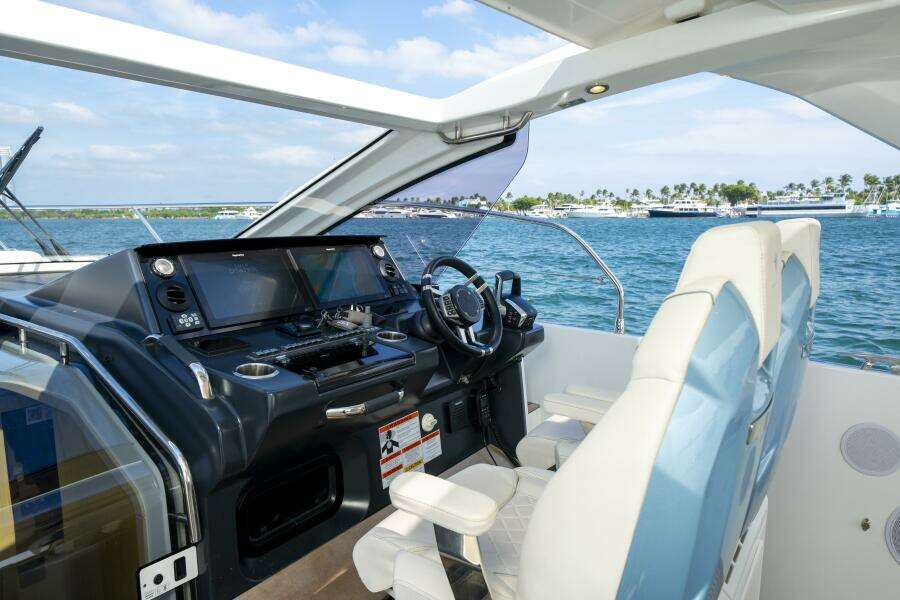 43ft Jeanneau Yacht For Sale