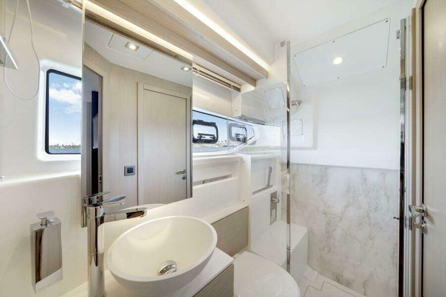 43ft Jeanneau Yacht For Sale