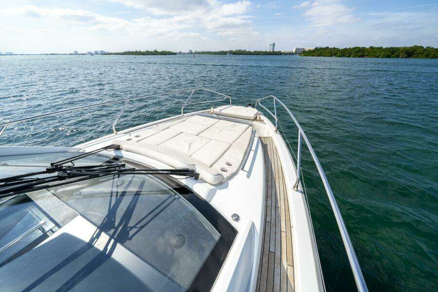 43ft Jeanneau Yacht For Sale