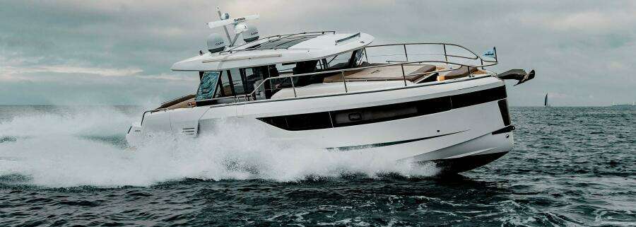 44ft Wellcraft Yacht For Sale