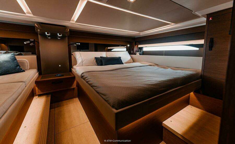 44ft Wellcraft Yacht For Sale