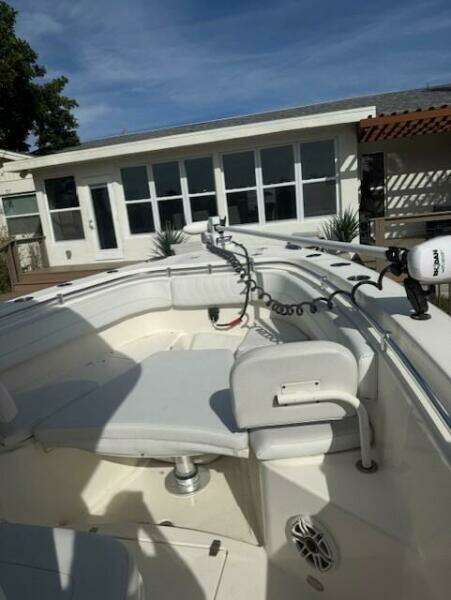 2020 Cobia 280 Center Console