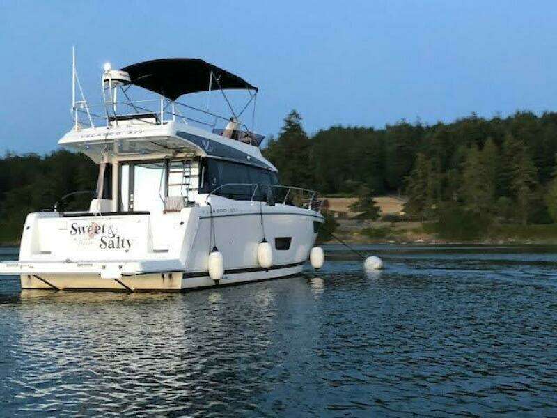 Sweet  amp  Salty 37ft Jeanneau Yacht For Sale