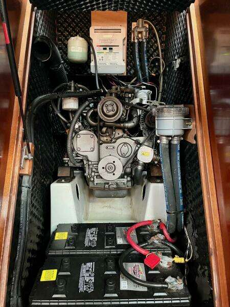 Sosy 42ft Beneteau Yacht For Sale