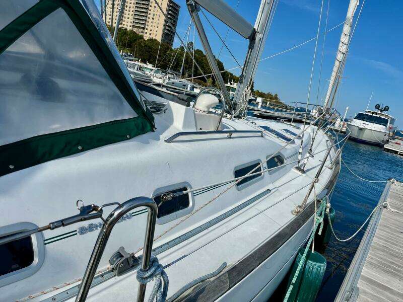 Sosy 42ft Beneteau Yacht For Sale