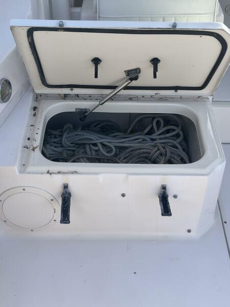 23' 2004 Grady-White 